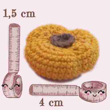 Piccola zucca amigurumi 4 Foto dimensione zucca arancione